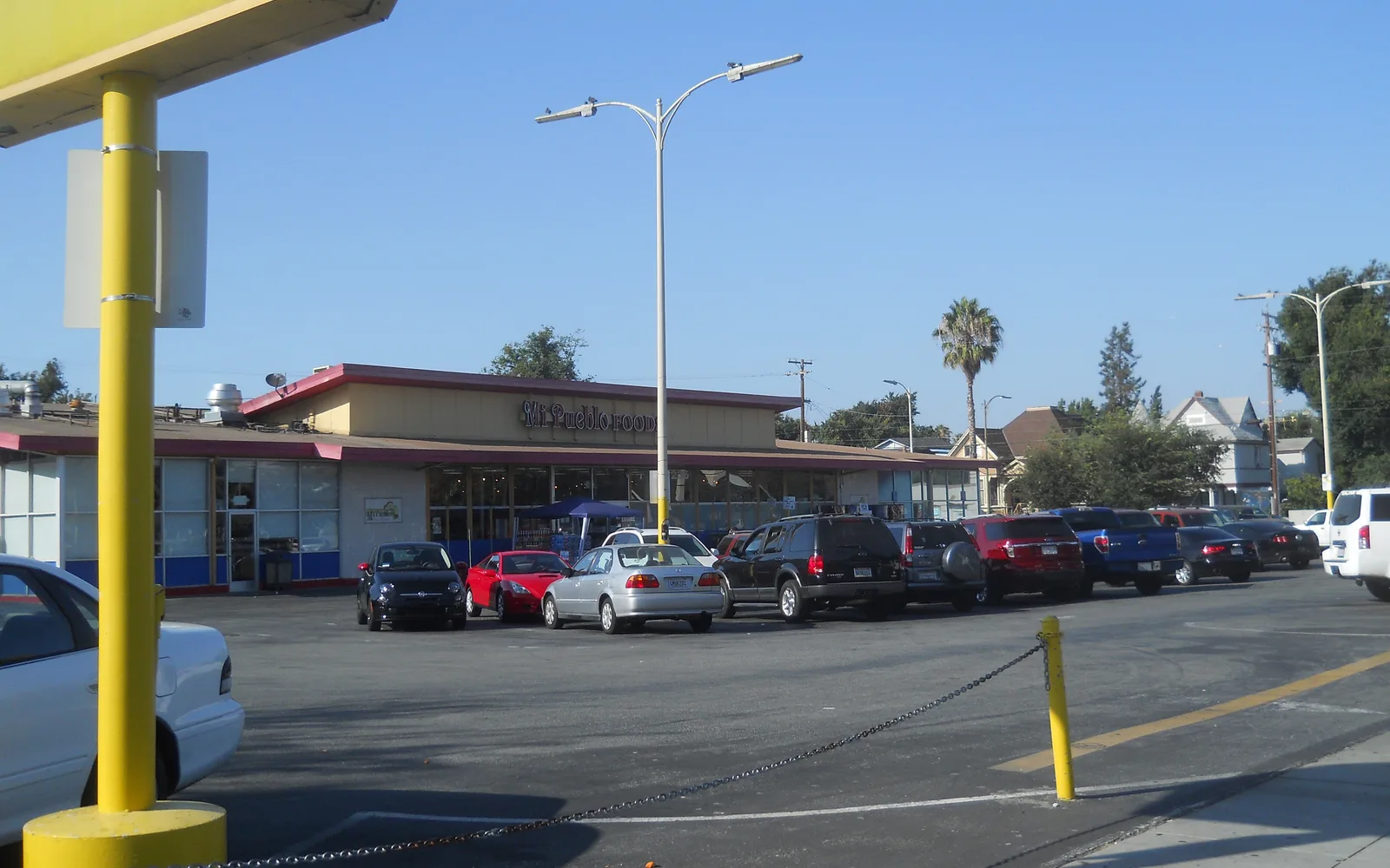 Mi Pueblo Market, a community marketplace in the San Jose area